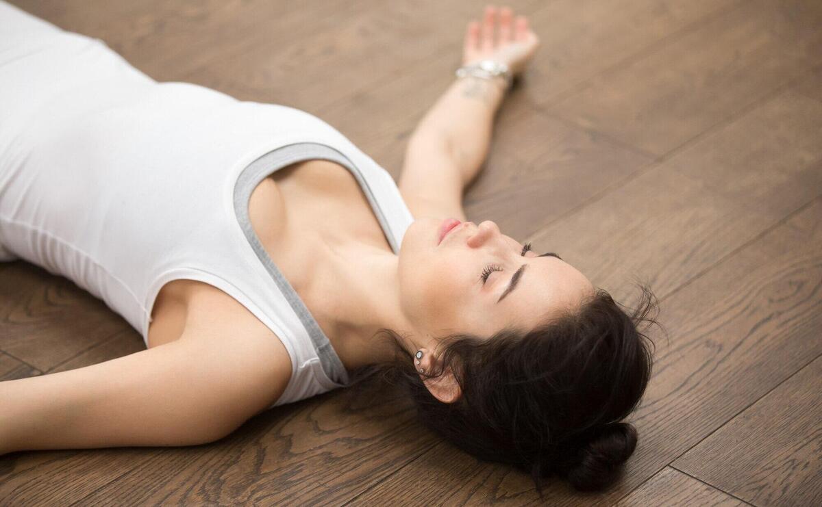 Beautiful Yoga: resting after practice 